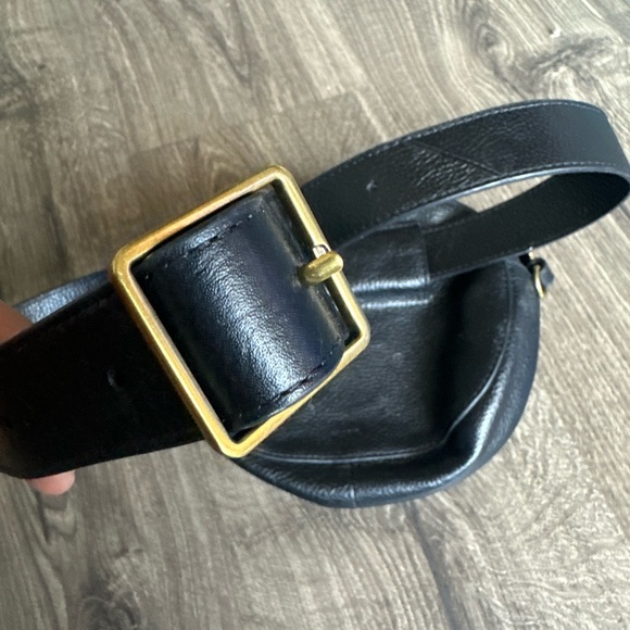 FOSSIL Serena Cross-Body/Belt Bag - Black Leather - Picture 6 of 15